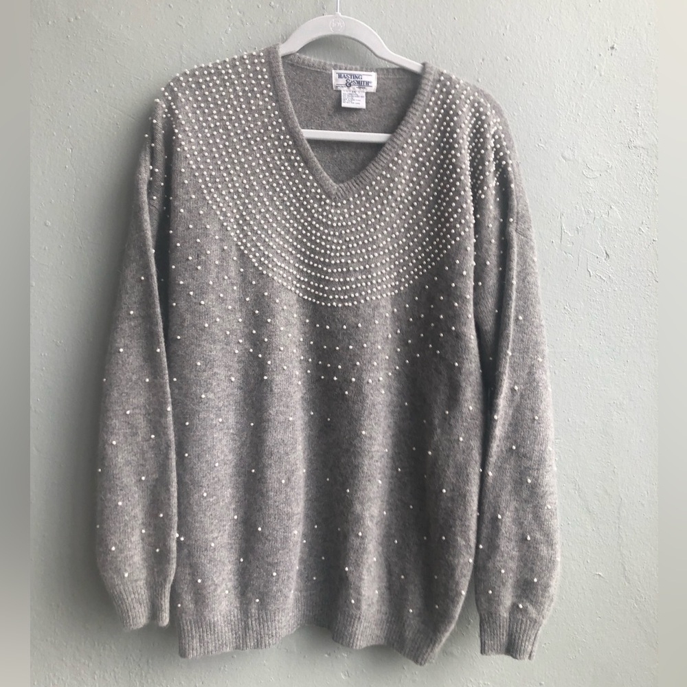 Vintage 80’s Hastings & Smith Womens Size 2X Sweater Grey With Pearls